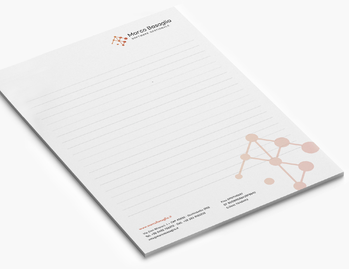 blocco note personalizzato con grafica coordinata progettata da Totalcom per l’immagine aziendale di Marco Basaglia